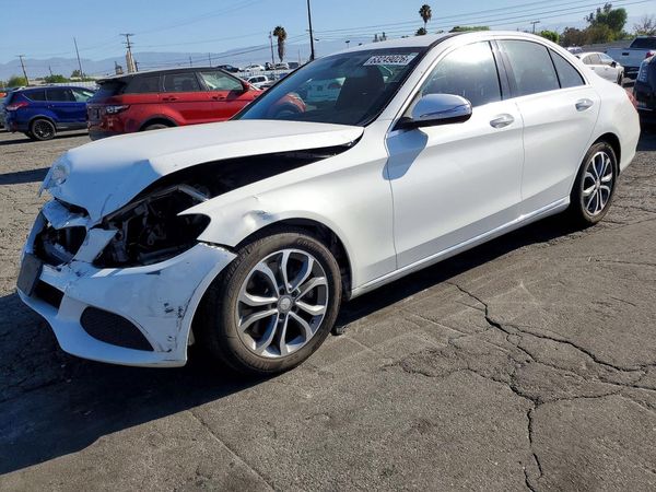 2016 MERCEDES-BENZ C C300