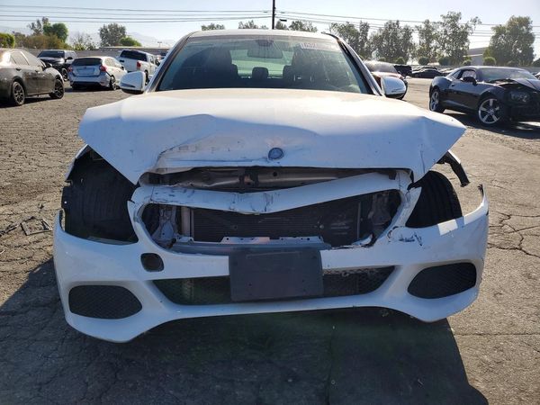 2016 MERCEDES-BENZ C C300