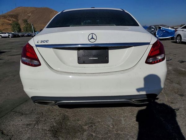 2016 MERCEDES-BENZ C C300