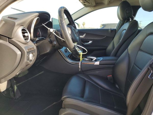 2016 MERCEDES-BENZ C C300