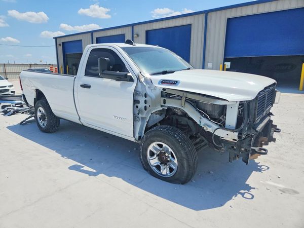 2022 RAM 2500 Tradesman — Passenger 3/4