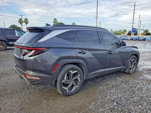 2022 HYUNDAI TUCSON