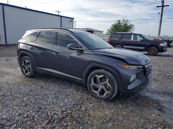 2022 HYUNDAI TUCSON