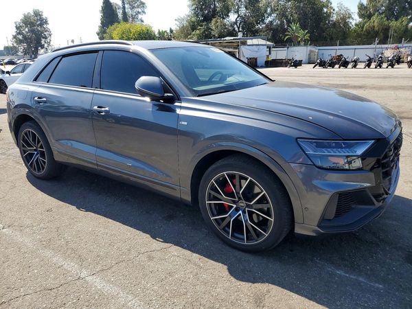 2023 AUDI Q8