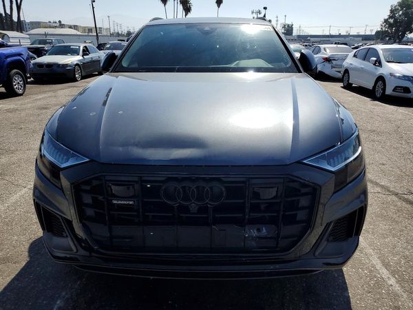2023 AUDI Q8