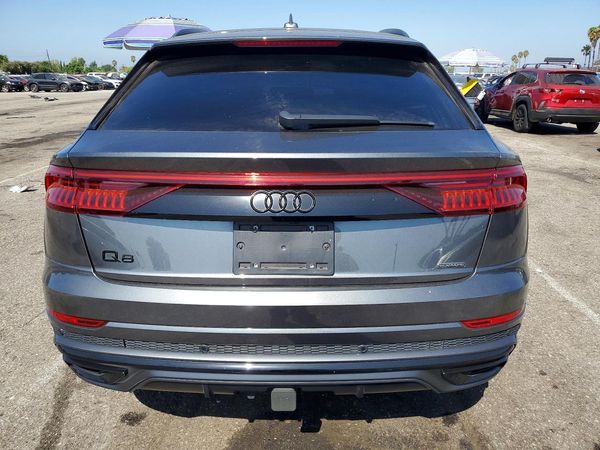 2023 AUDI Q8