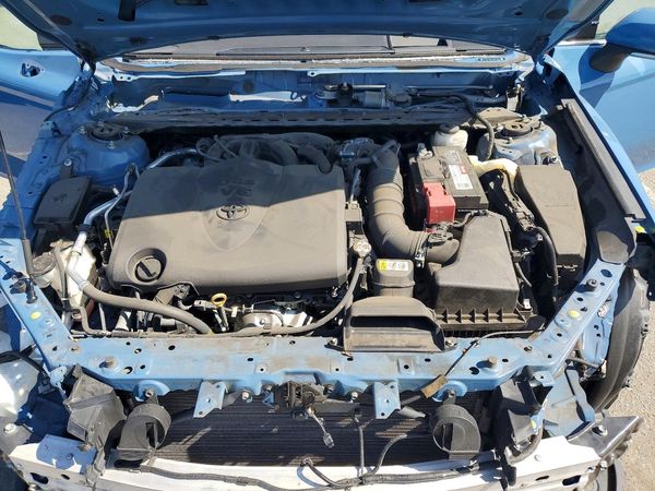 2023 TOYOTA CAMRY XSE — Engine bay