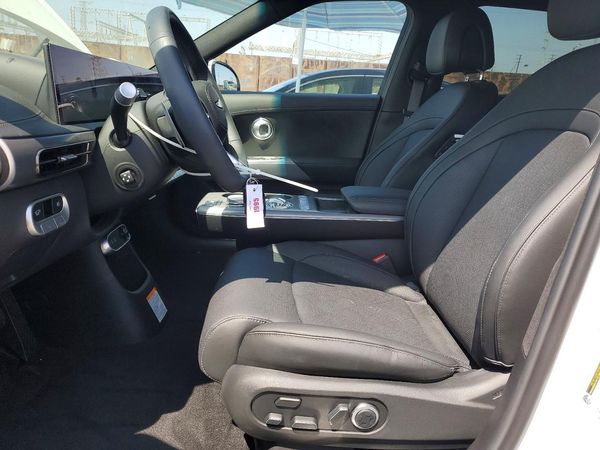 2026 GENESIS GV60 Advanced