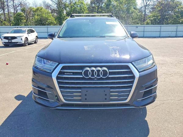 2018 AUDI Q7