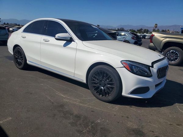 2015 MERCEDES-BENZ C 4-MATIC