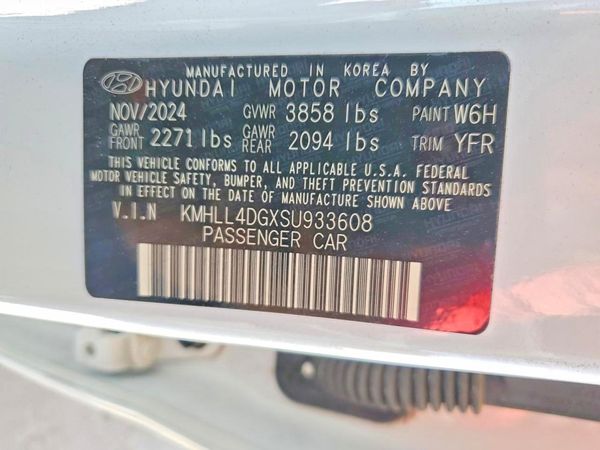 2025 HYUNDAI ELANTRA