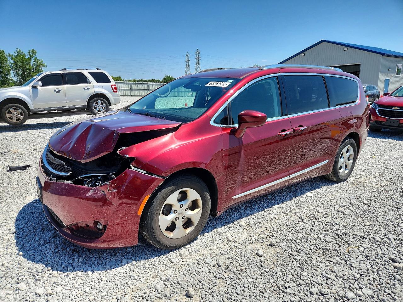 2017 CHRYSLER PACIFICA Touring L Plus