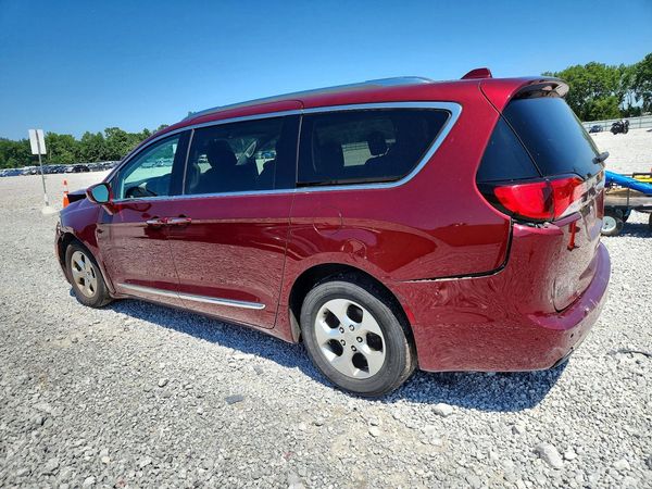 2017 CHRYSLER PACIFICA Touring L Plus