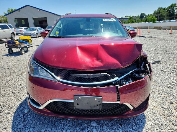 2017 CHRYSLER PACIFICA Touring L Plus