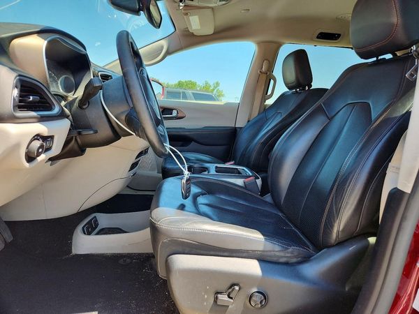 2017 CHRYSLER PACIFICA Touring L Plus