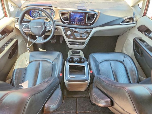 2017 CHRYSLER PACIFICA Touring L Plus