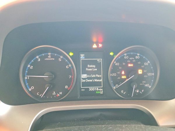 2018 TOYOTA RAV4 Adventure/XLE