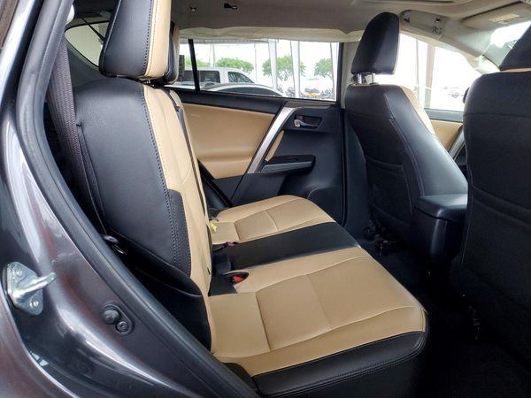 2018 TOYOTA RAV4 Adventure/XLE