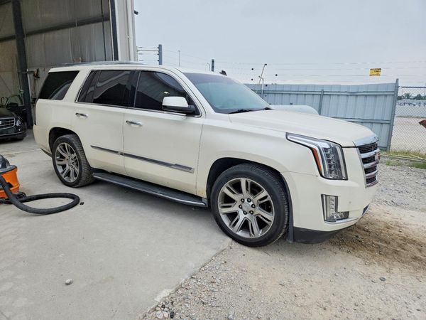 2015 CADILLAC ESCALADE Premium