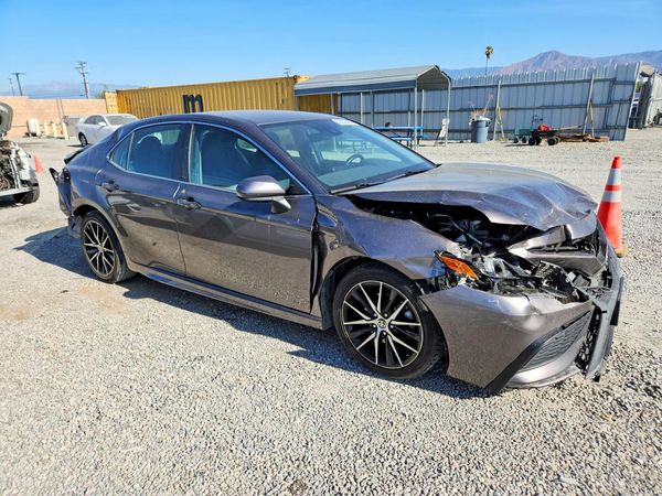 2021 TOYOTA CAMRY
