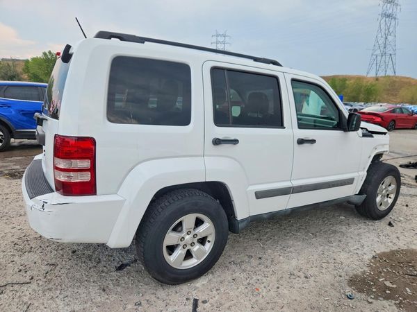 2012 JEEP LIBERTY Sport