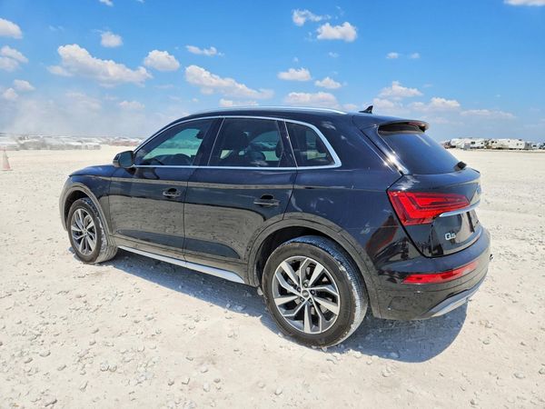 2021 AUDI Q5 quattro Premium Plus