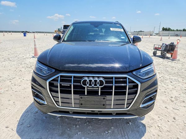 2021 AUDI Q5 quattro Premium Plus