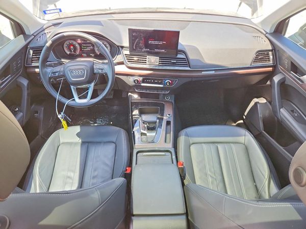 2021 AUDI Q5 quattro Premium Plus