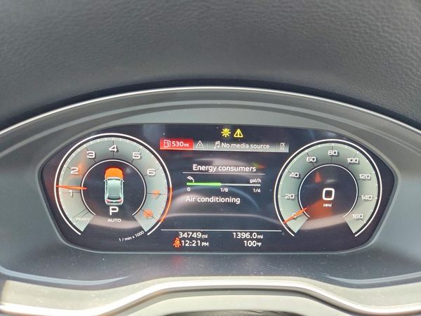 2021 AUDI Q5 quattro Premium Plus