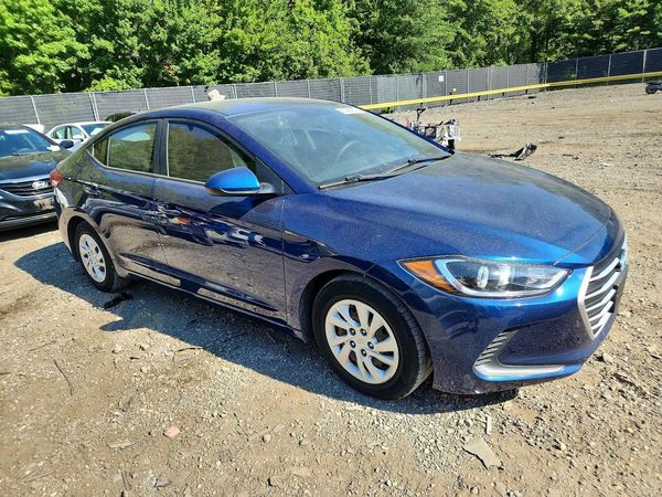 2018 HYUNDAI ELANTRA SE — Passenger 3/4