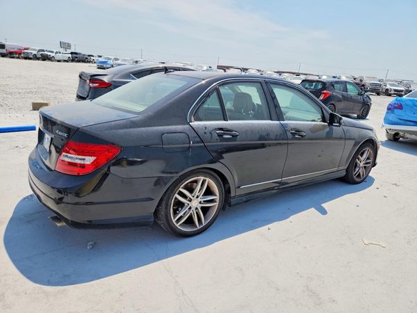 2012 MERCEDES-BENZ C