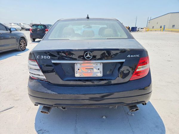 2012 MERCEDES-BENZ C