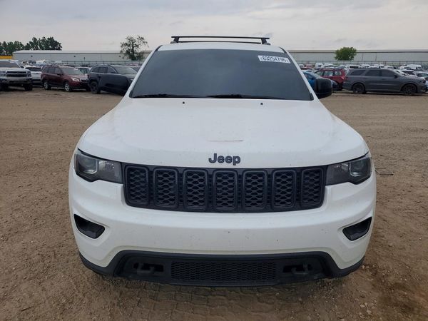 2018 JEEP GRAND CHEROKEE Laredo