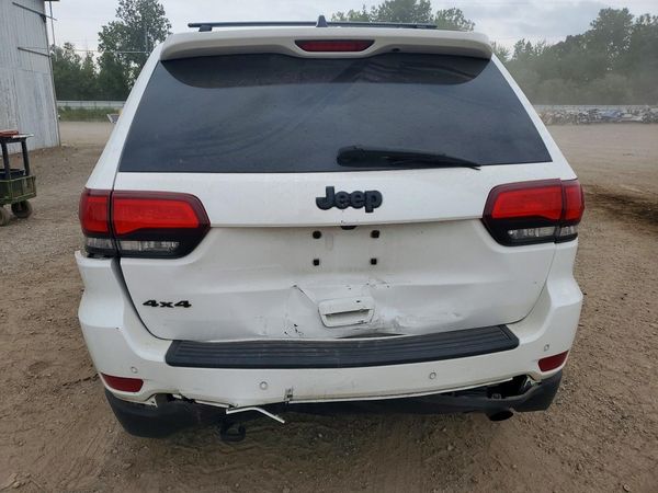 2018 JEEP GRAND CHEROKEE Laredo