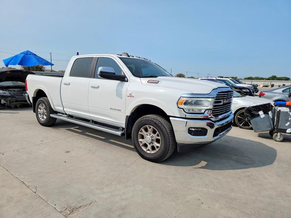 2022 RAM 3500 LARAMIE CREW CAB 4X4