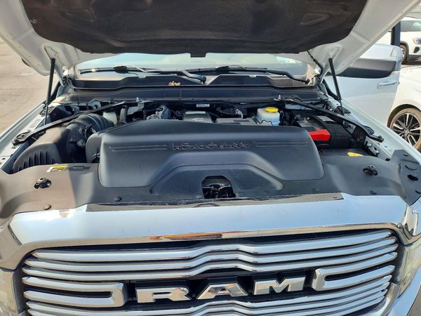 2022 RAM 3500 LARAMIE CREW CAB 4X4