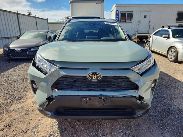 2021 TOYOTA RAV4 XLE Premium