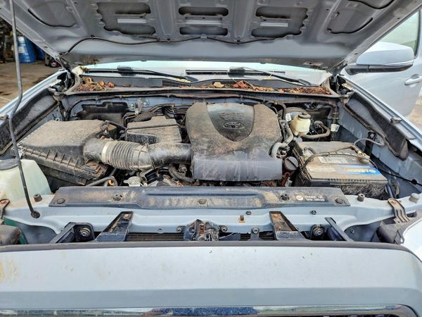 2018 TOYOTA TACOMA