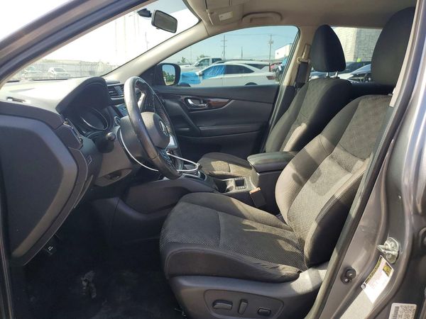 2018 NISSAN ROGUE — DENT