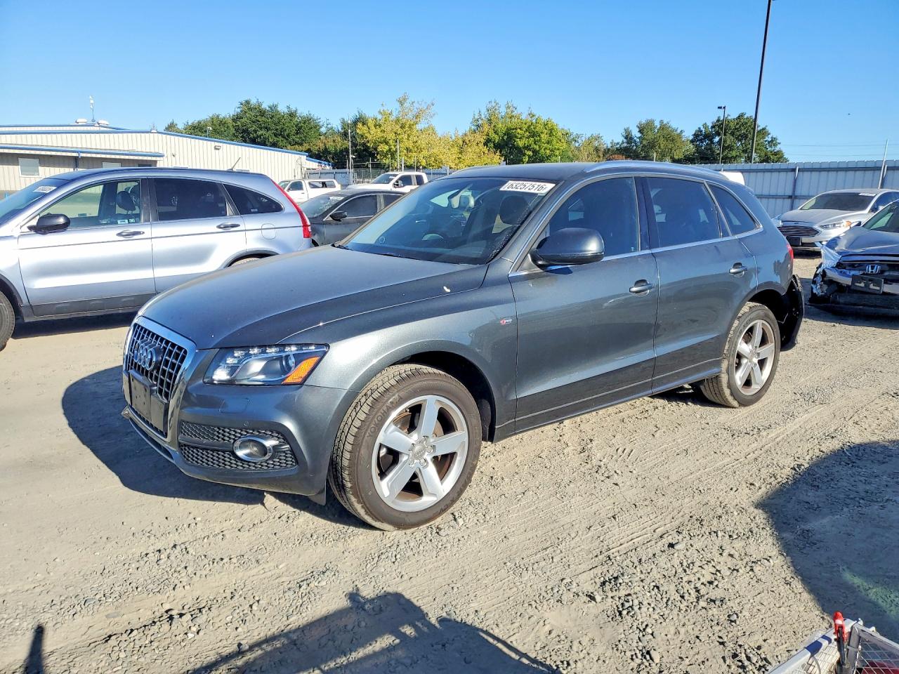 2012 AUDI Q5 Premium Plus