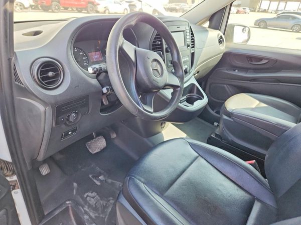 2016 MERCEDES-BENZ METRIS