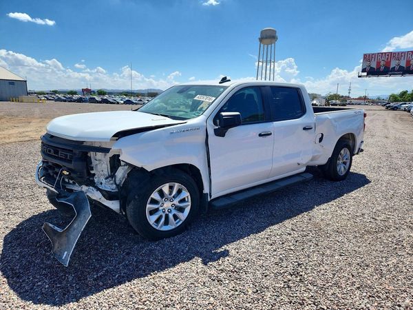 2026 CHEVROLET SILVERADO — DSFA — Front 3/4