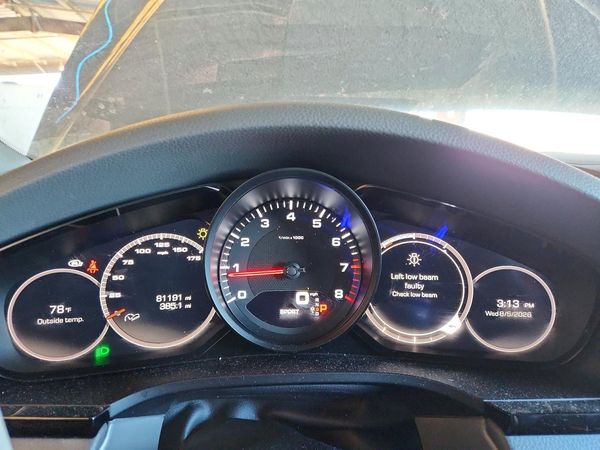 2019 PORSCHE CAYENNE