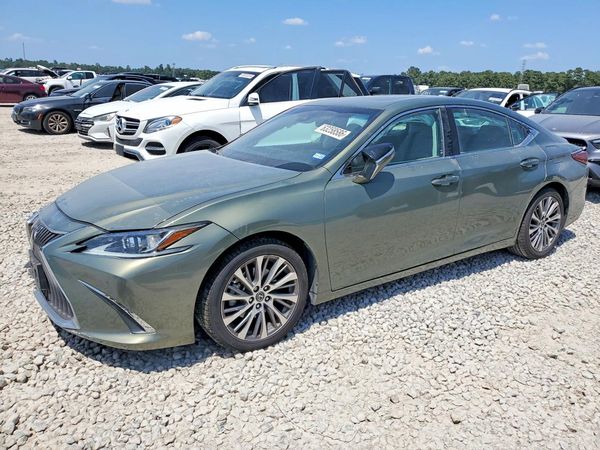 2020 LEXUS ES