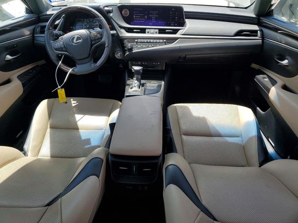 2020 LEXUS ES
