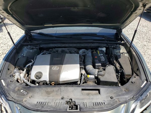 2020 LEXUS ES