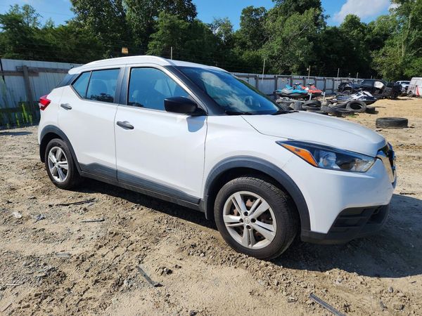 2019 NISSAN KICKS