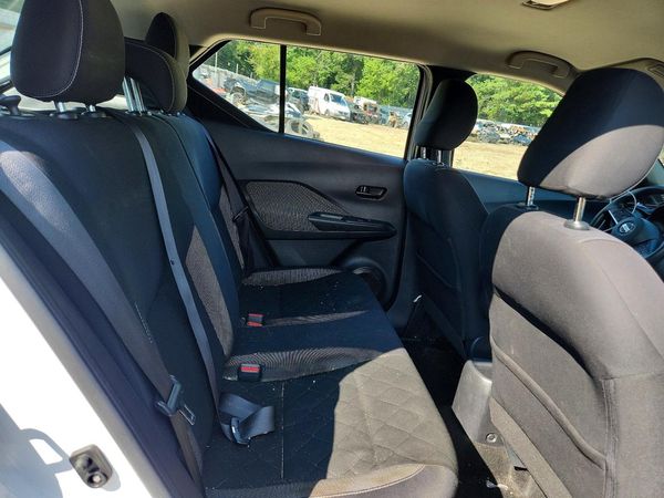 2019 NISSAN KICKS