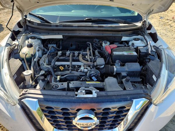 2019 NISSAN KICKS