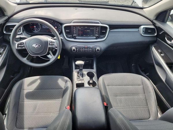 2020 KIA SORENTO L, LX, S